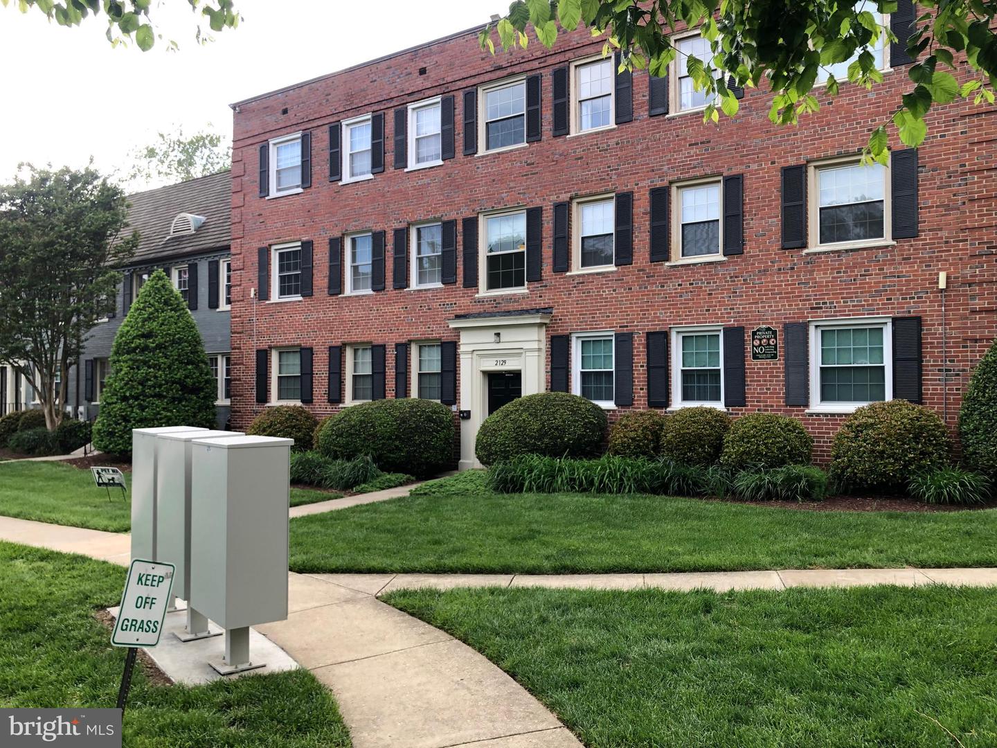 2129 SUITLAND TER SE #202, WASHINGTON, District Of Columbia 20020, 2 Bedrooms Bedrooms, ,1 BathroomBathrooms,Residential,For sale,2129 SUITLAND TER SE #202,DCDC2199932 MLS # DCDC2199932