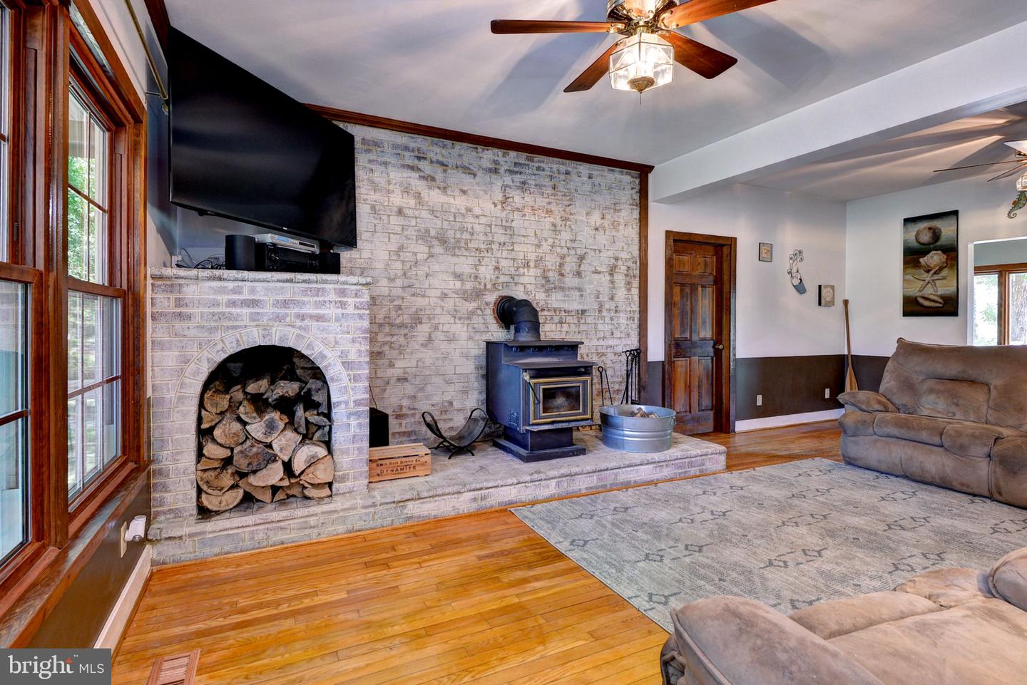 7814 O NEIL, GLOUCESTER, Virginia 23061, 4 Bedrooms Bedrooms, 11 Rooms Rooms,3 BathroomsBathrooms,Residential,For sale,7814 O NEIL,VAGV2000128 MLS # VAGV2000128
