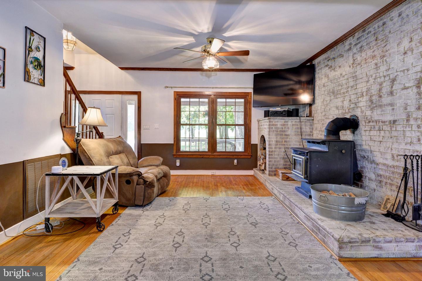 7814 O NEIL, GLOUCESTER, Virginia 23061, 4 Bedrooms Bedrooms, 11 Rooms Rooms,3 BathroomsBathrooms,Residential,For sale,7814 O NEIL,VAGV2000128 MLS # VAGV2000128