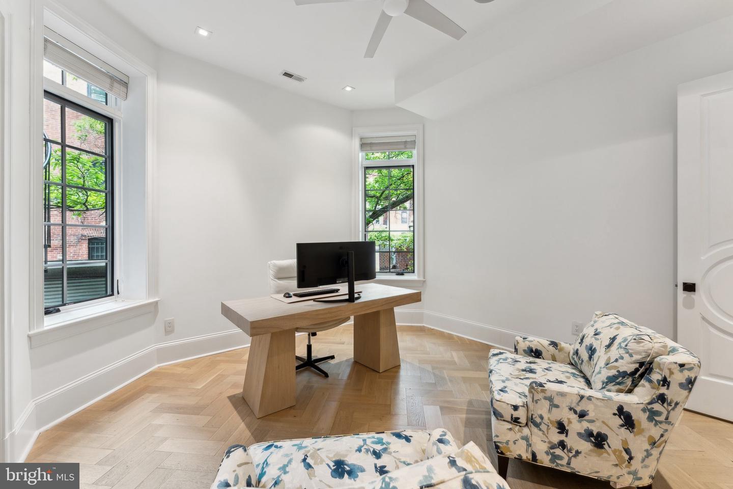 1832 16TH ST NW #2, WASHINGTON, District Of Columbia 20009, 2 Bedrooms Bedrooms, ,2 BathroomsBathrooms,Residential,For sale,1832 16TH ST NW #2,DCDC2199846 MLS # DCDC2199846