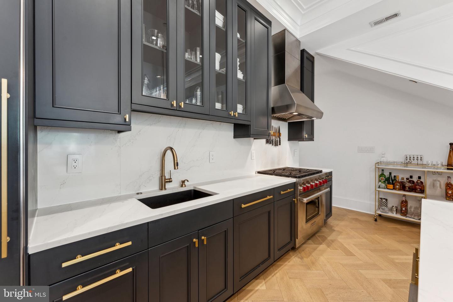 1832 16TH ST NW #2, WASHINGTON, District Of Columbia 20009, 2 Bedrooms Bedrooms, ,2 BathroomsBathrooms,Residential,For sale,1832 16TH ST NW #2,DCDC2199846 MLS # DCDC2199846