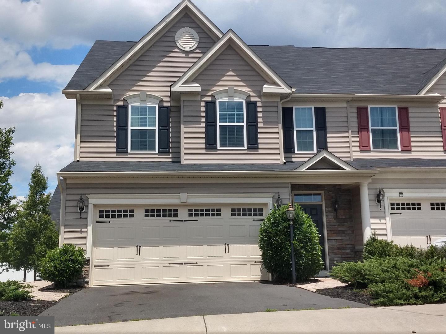 41736 MCDIVITT TER, ALDIE, Virginia 20105, 4 Bedrooms Bedrooms, 3 Rooms Rooms,2 BathroomsBathrooms,Residential,For sale,41736 MCDIVITT TER,VALO2096054 MLS # VALO2096054
