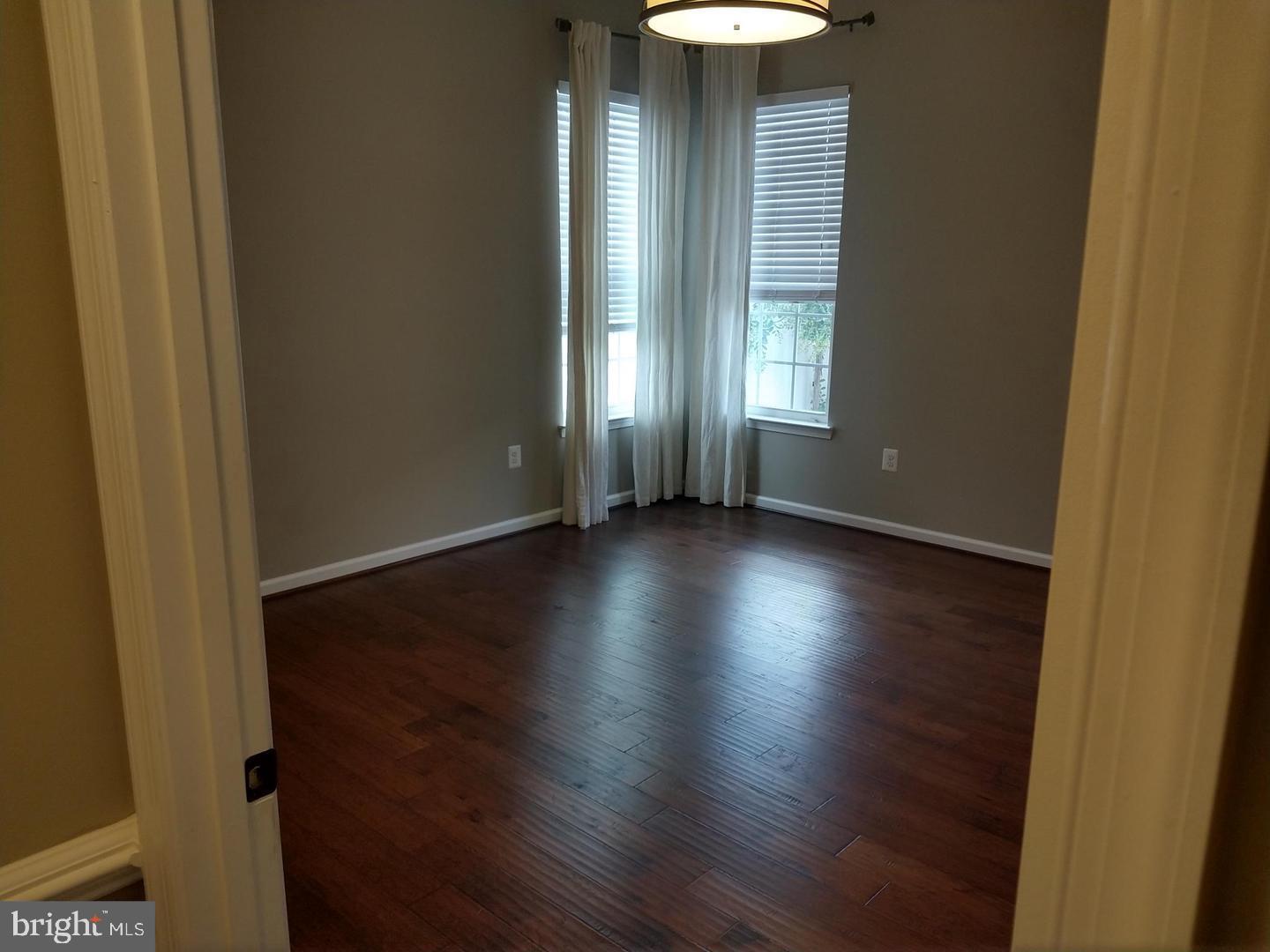 41736 MCDIVITT TER, ALDIE, Virginia 20105, 4 Bedrooms Bedrooms, 3 Rooms Rooms,2 BathroomsBathrooms,Residential,For sale,41736 MCDIVITT TER,VALO2096054 MLS # VALO2096054
