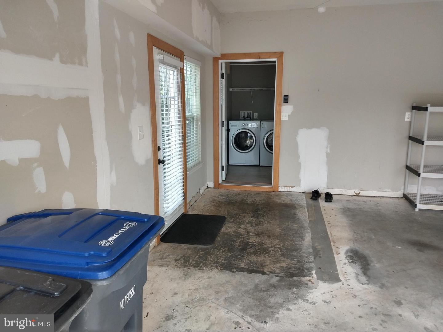 41736 MCDIVITT TER, ALDIE, Virginia 20105, 4 Bedrooms Bedrooms, 3 Rooms Rooms,2 BathroomsBathrooms,Residential,For sale,41736 MCDIVITT TER,VALO2096054 MLS # VALO2096054