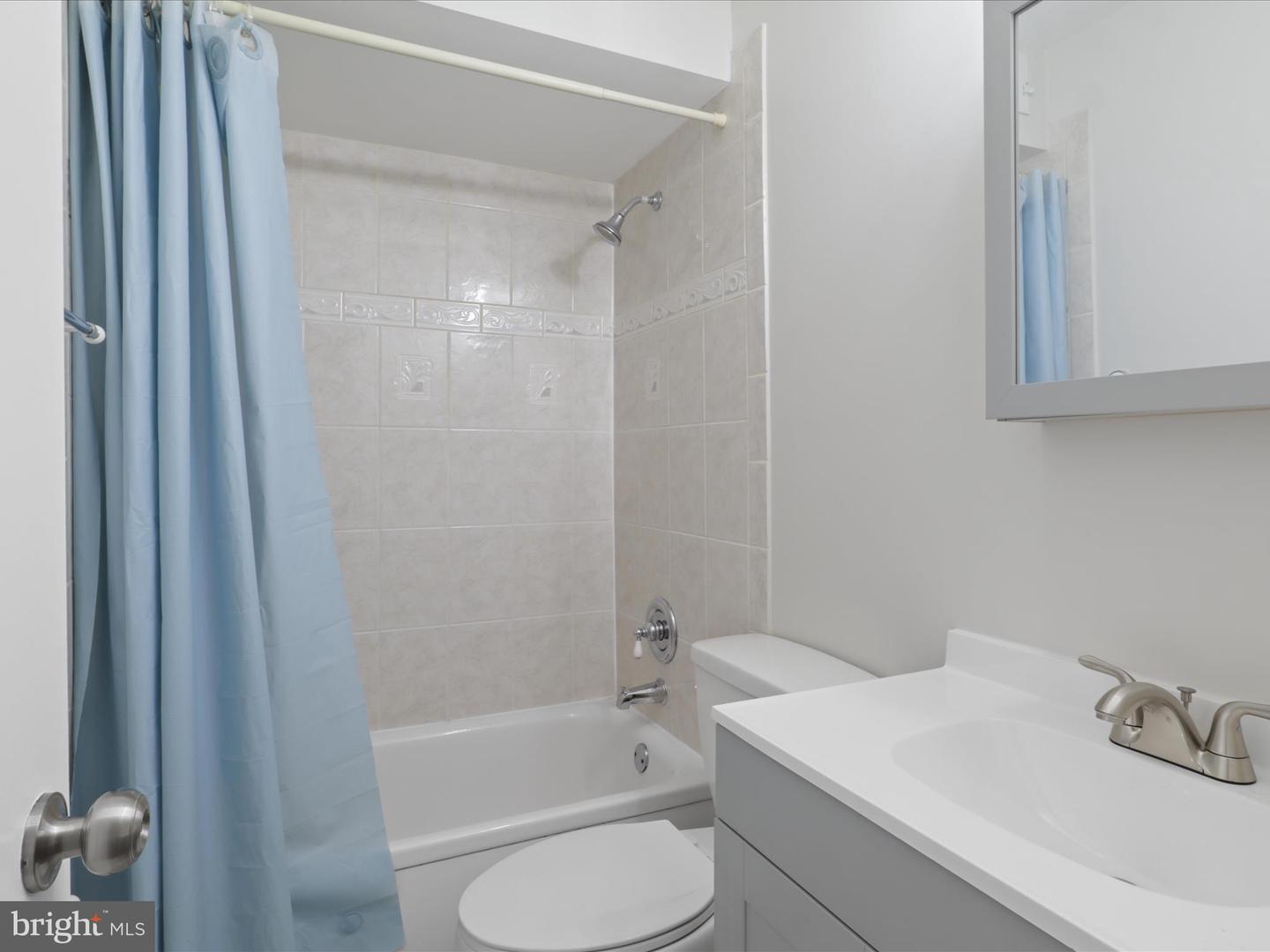 5929 KINGSFORD RD #372, SPRINGFIELD, Virginia 22152, 3 Bedrooms Bedrooms, 11 Rooms Rooms,2 BathroomsBathrooms,Residential,For sale,5929 KINGSFORD RD #372,VAFX2239696 MLS # VAFX2239696