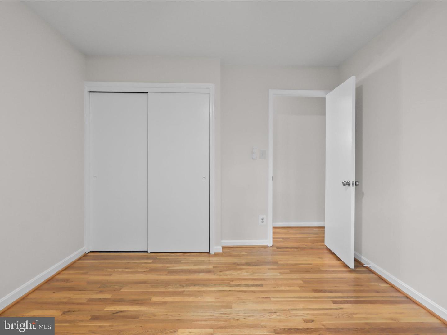 5929 KINGSFORD RD #372, SPRINGFIELD, Virginia 22152, 3 Bedrooms Bedrooms, 11 Rooms Rooms,2 BathroomsBathrooms,Residential,For sale,5929 KINGSFORD RD #372,VAFX2239696 MLS # VAFX2239696