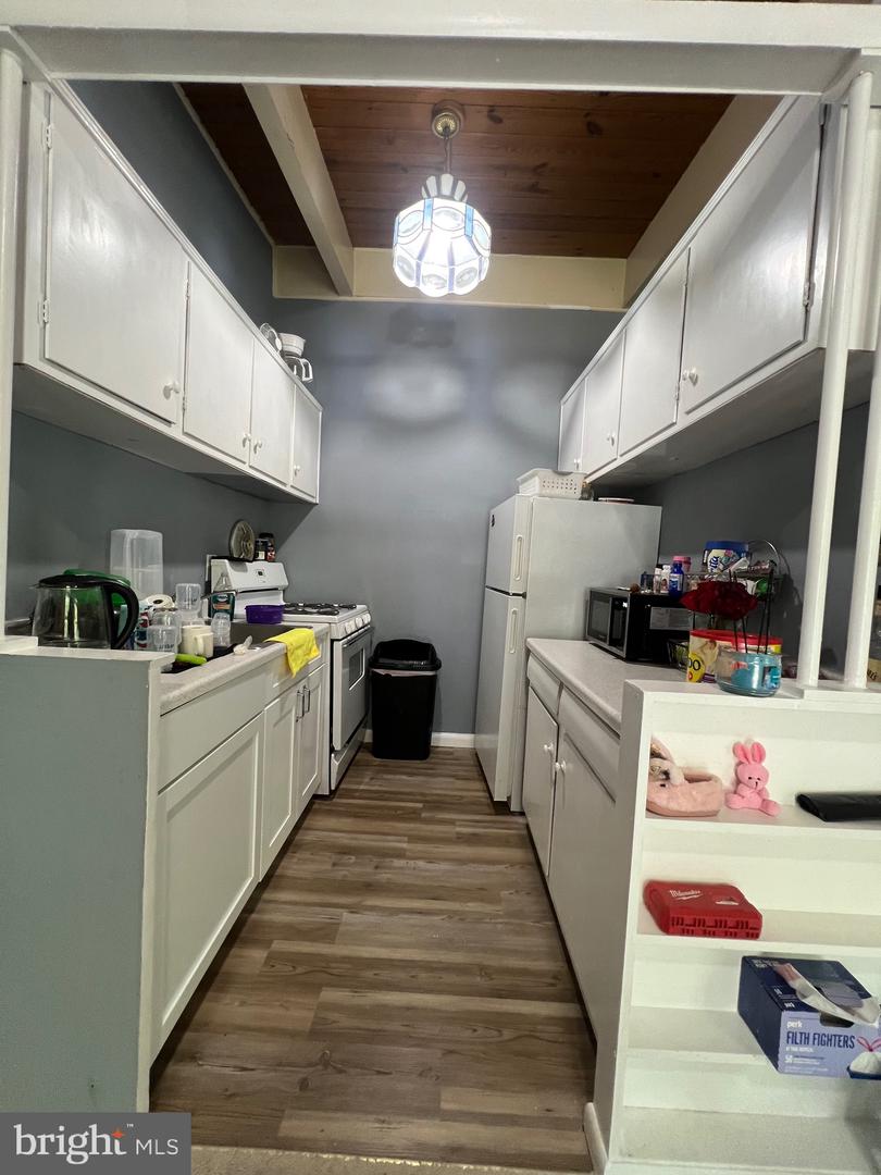 7723 DONNYBROOK CT #205, ANNANDALE, Virginia 22003, 1 Bedroom Bedrooms, ,1 BathroomBathrooms,Residential,For sale,7723 DONNYBROOK CT #205,VAFX2239706 MLS # VAFX2239706