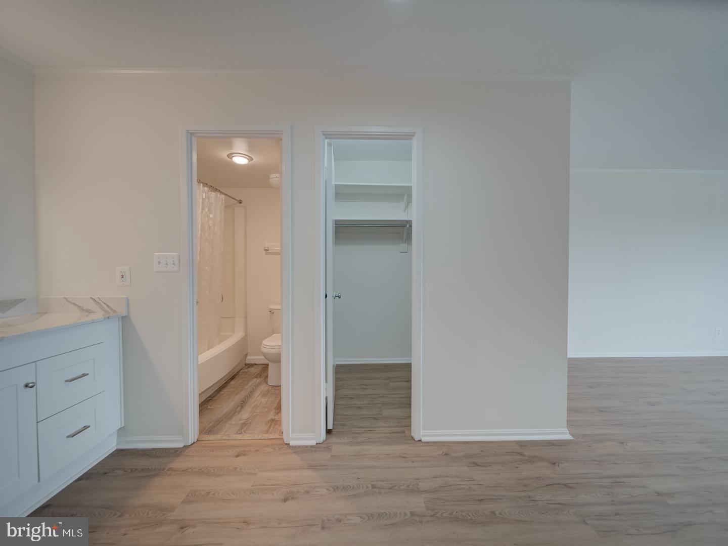 8340 GREENSBORO DRIVE #907, MCLEAN, Virginia 22102, 2 Bedrooms Bedrooms, ,2 BathroomsBathrooms,Residential,For sale,8340 GREENSBORO DRIVE #907,VAFX2239916 MLS # VAFX2239916
