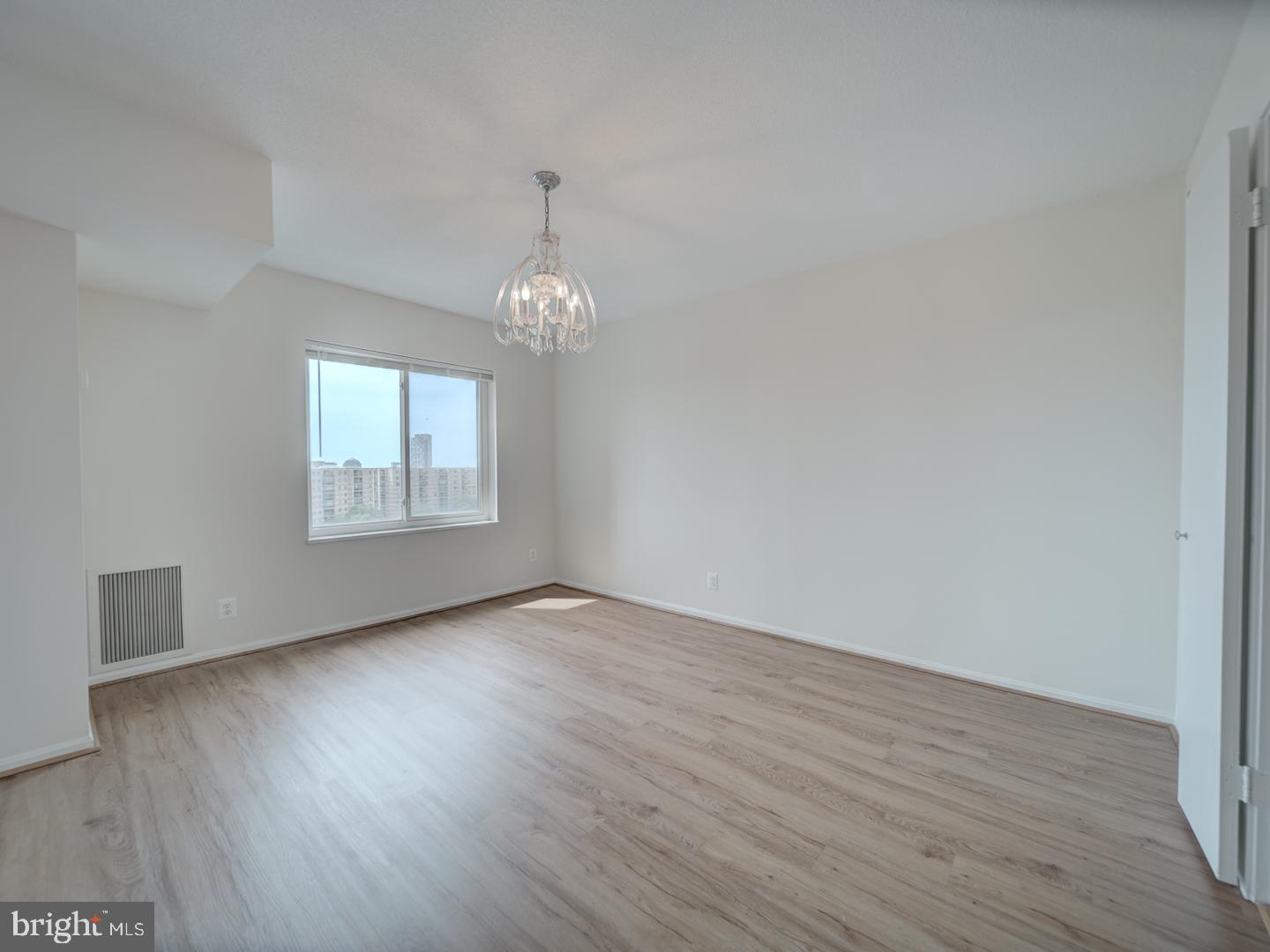 8340 GREENSBORO DRIVE #907, MCLEAN, Virginia 22102, 2 Bedrooms Bedrooms, ,2 BathroomsBathrooms,Residential,For sale,8340 GREENSBORO DRIVE #907,VAFX2239916 MLS # VAFX2239916