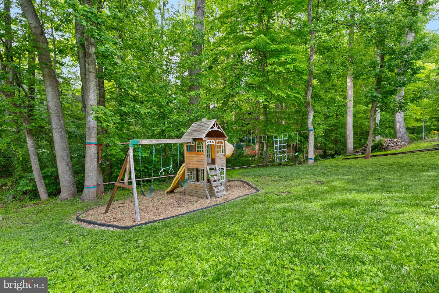 15338 EDGEHILL DR, DUMFRIES, Virginia 22025, 4 Bedrooms Bedrooms, ,2 BathroomsBathrooms,Residential,For sale,15338 EDGEHILL DR,VAPW2094386 MLS # VAPW2094386