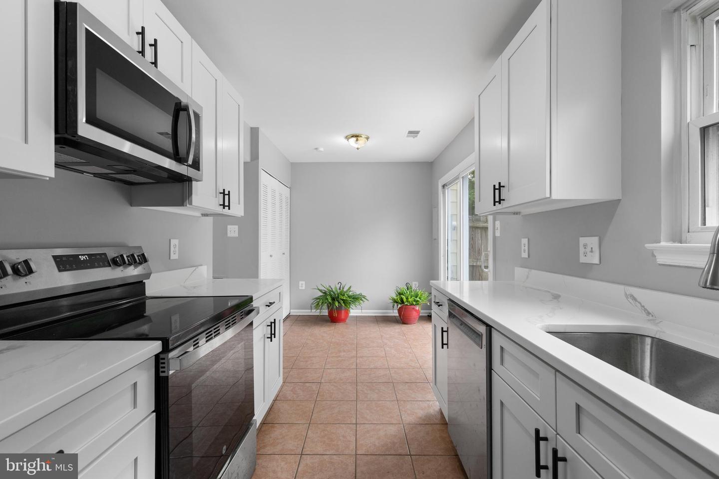 1239 THOMAS JEFFERSON PL, FREDERICKSBURG, Virginia 22405, 3 Bedrooms Bedrooms, ,2 BathroomsBathrooms,Residential,For sale,1239 THOMAS JEFFERSON PL,VAST2038688 MLS # VAST2038688