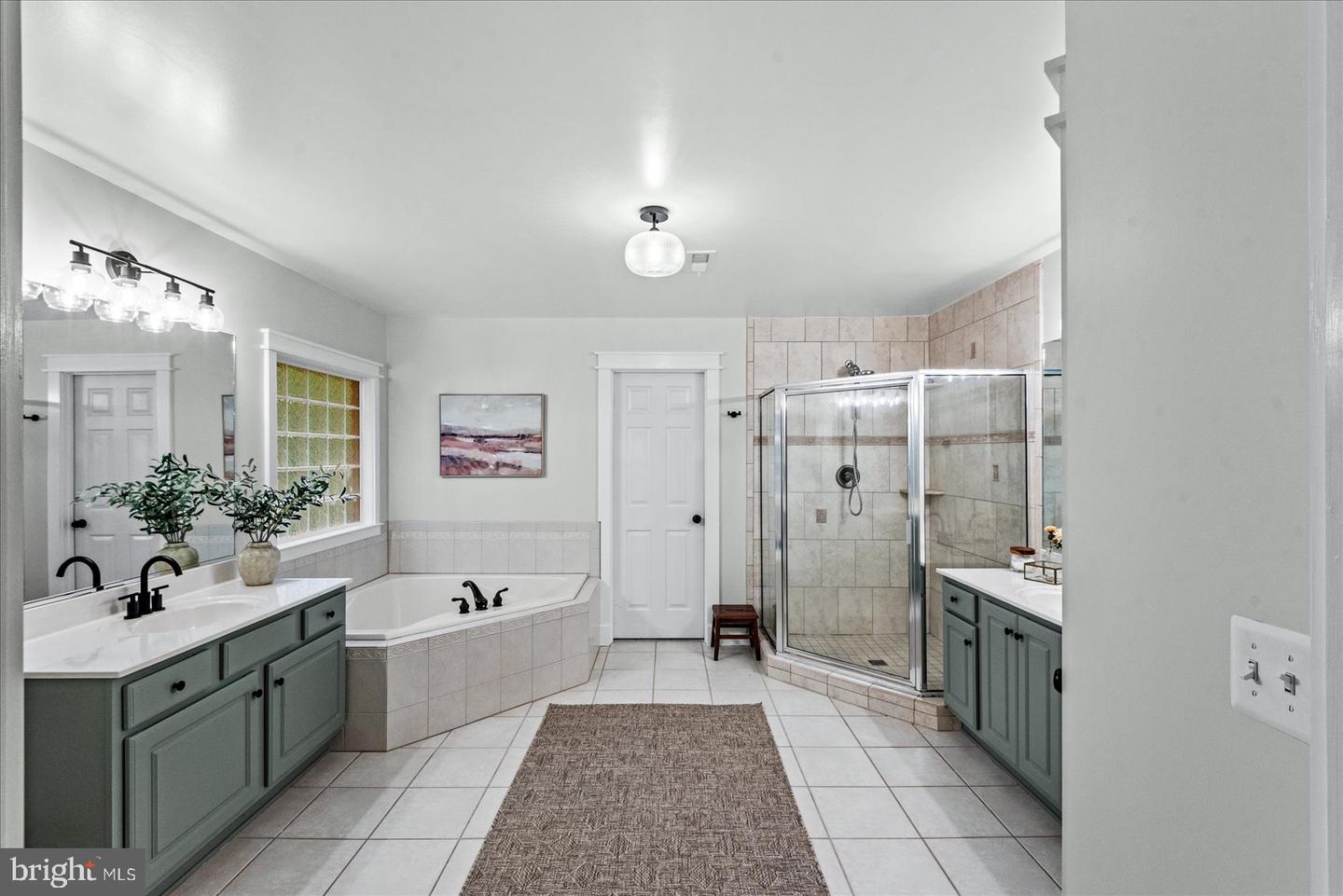 13515 PERIMETER DR, FREDERICKSBURG, Virginia 22407, 5 Bedrooms Bedrooms, ,3 BathroomsBathrooms,Residential,For sale,13515 PERIMETER DR,VASP2032992 MLS # VASP2032992