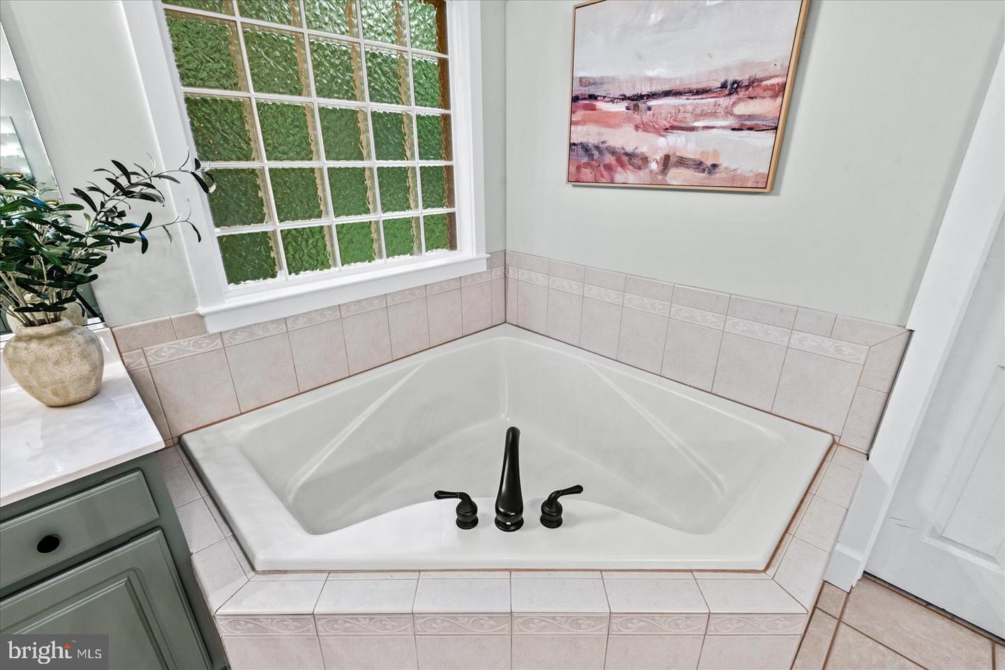 13515 PERIMETER DR, FREDERICKSBURG, Virginia 22407, 5 Bedrooms Bedrooms, ,3 BathroomsBathrooms,Residential,For sale,13515 PERIMETER DR,VASP2032992 MLS # VASP2032992