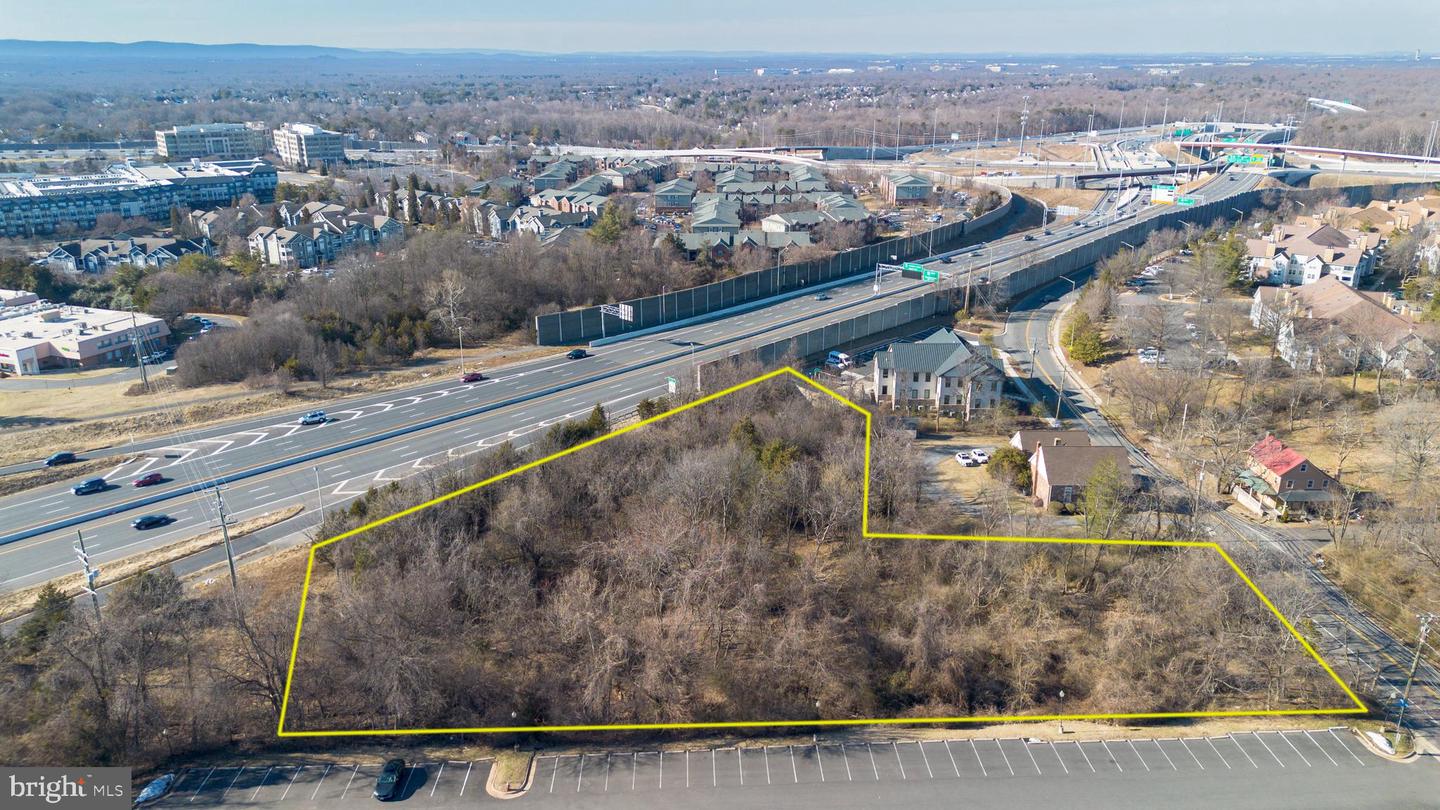 13933-13937 BRADDOCK RD, CENTREVILLE, Virginia 20120, ,Land,For sale,13933-13937 BRADDOCK RD,VAFX2221678 MLS # VAFX2221678