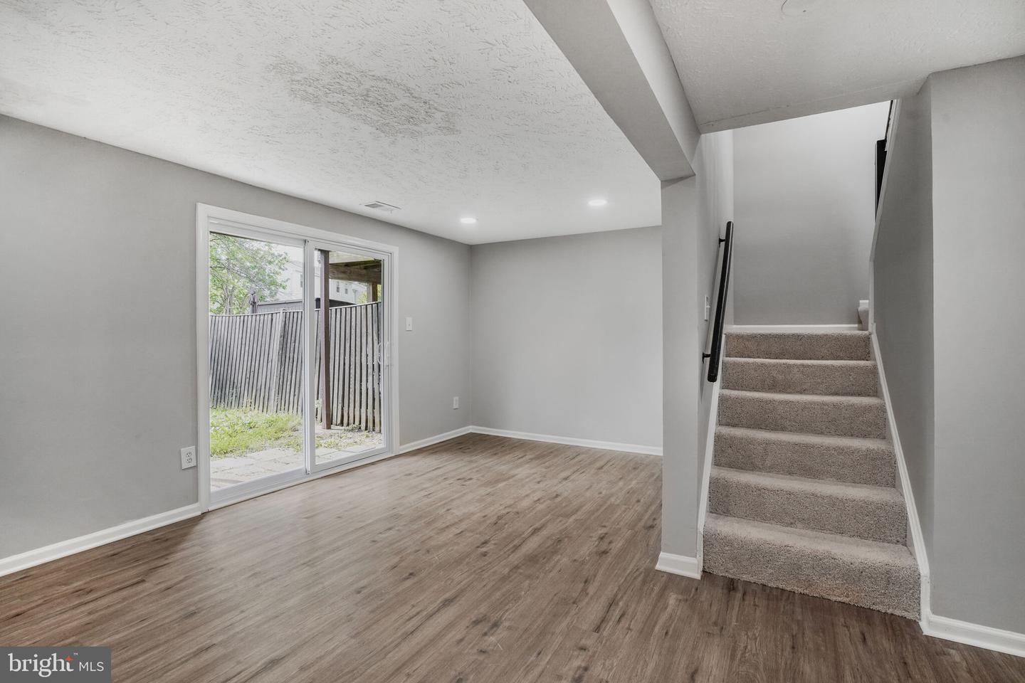 7423 ASPENPARK RD, LORTON, Virginia 22079, 4 Bedrooms Bedrooms, ,2 BathroomsBathrooms,Residential,For sale,7423 ASPENPARK RD,VAFX2239984 MLS # VAFX2239984