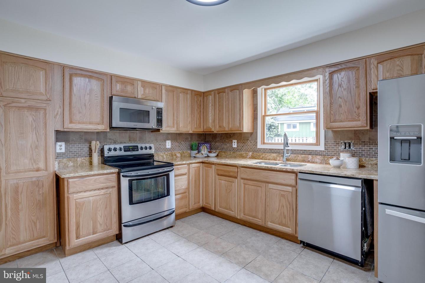 7923 KARL RD, ALEXANDRIA, Virginia 22308, 4 Bedrooms Bedrooms, ,3 BathroomsBathrooms,Residential,For sale,7923 KARL RD,VAFX2239936 MLS # VAFX2239936