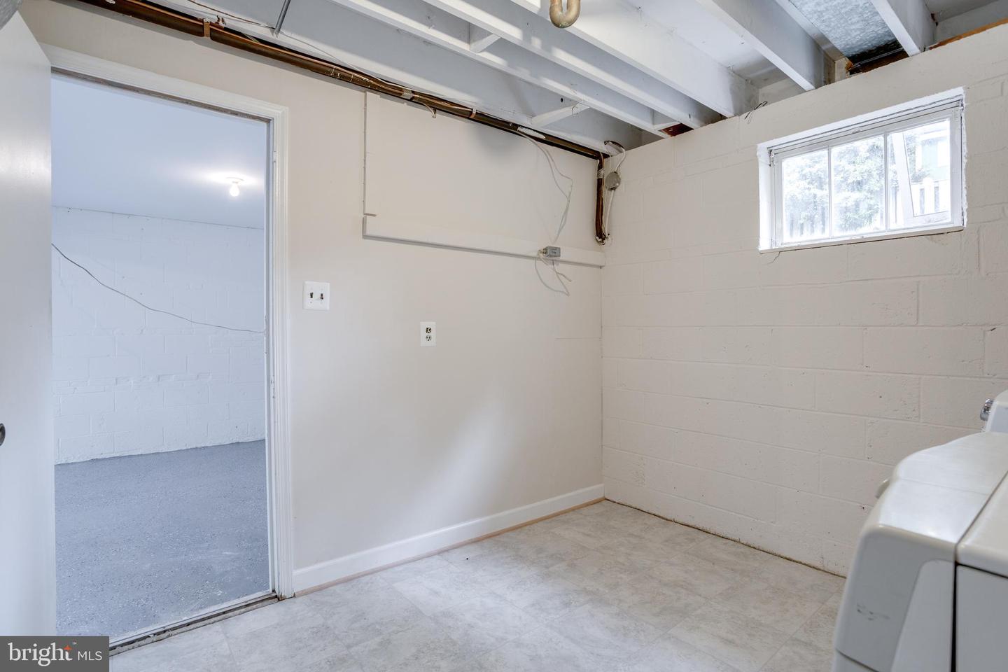 7923 KARL RD, ALEXANDRIA, Virginia 22308, 4 Bedrooms Bedrooms, ,3 BathroomsBathrooms,Residential,For sale,7923 KARL RD,VAFX2239936 MLS # VAFX2239936