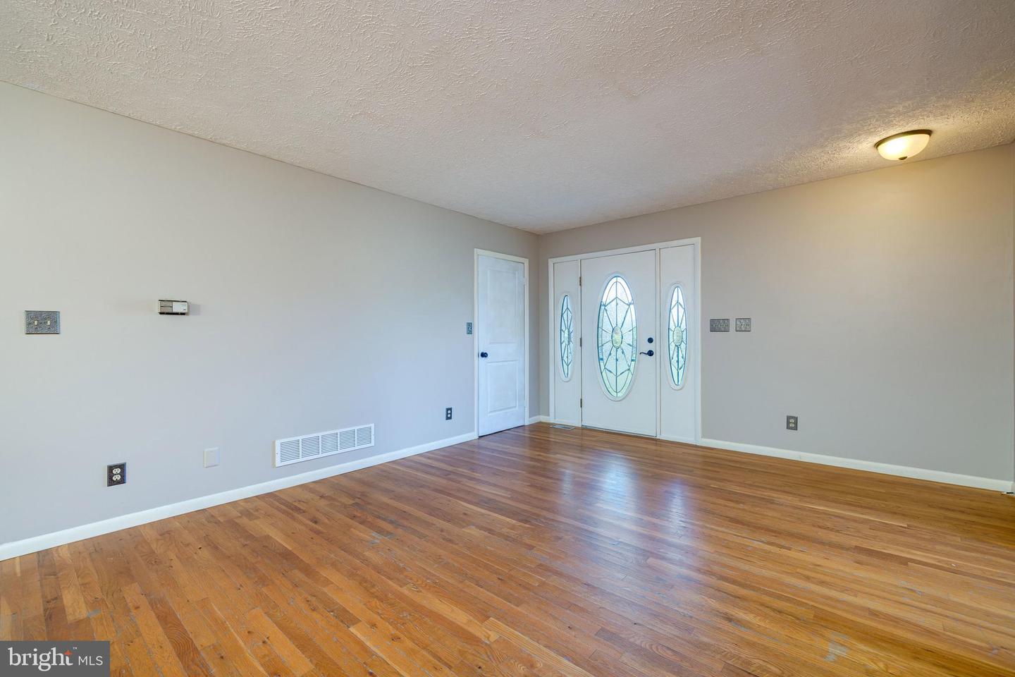 143 WOODLAND CT, LURAY, Virginia 22835, 2 Bedrooms Bedrooms, ,2 BathroomsBathrooms,Residential,For sale,143 WOODLAND CT,VAPA2004894 MLS # VAPA2004894