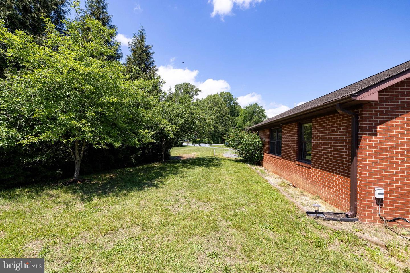 143 WOODLAND CT, LURAY, Virginia 22835, 2 Bedrooms Bedrooms, ,2 BathroomsBathrooms,Residential,For sale,143 WOODLAND CT,VAPA2004894 MLS # VAPA2004894