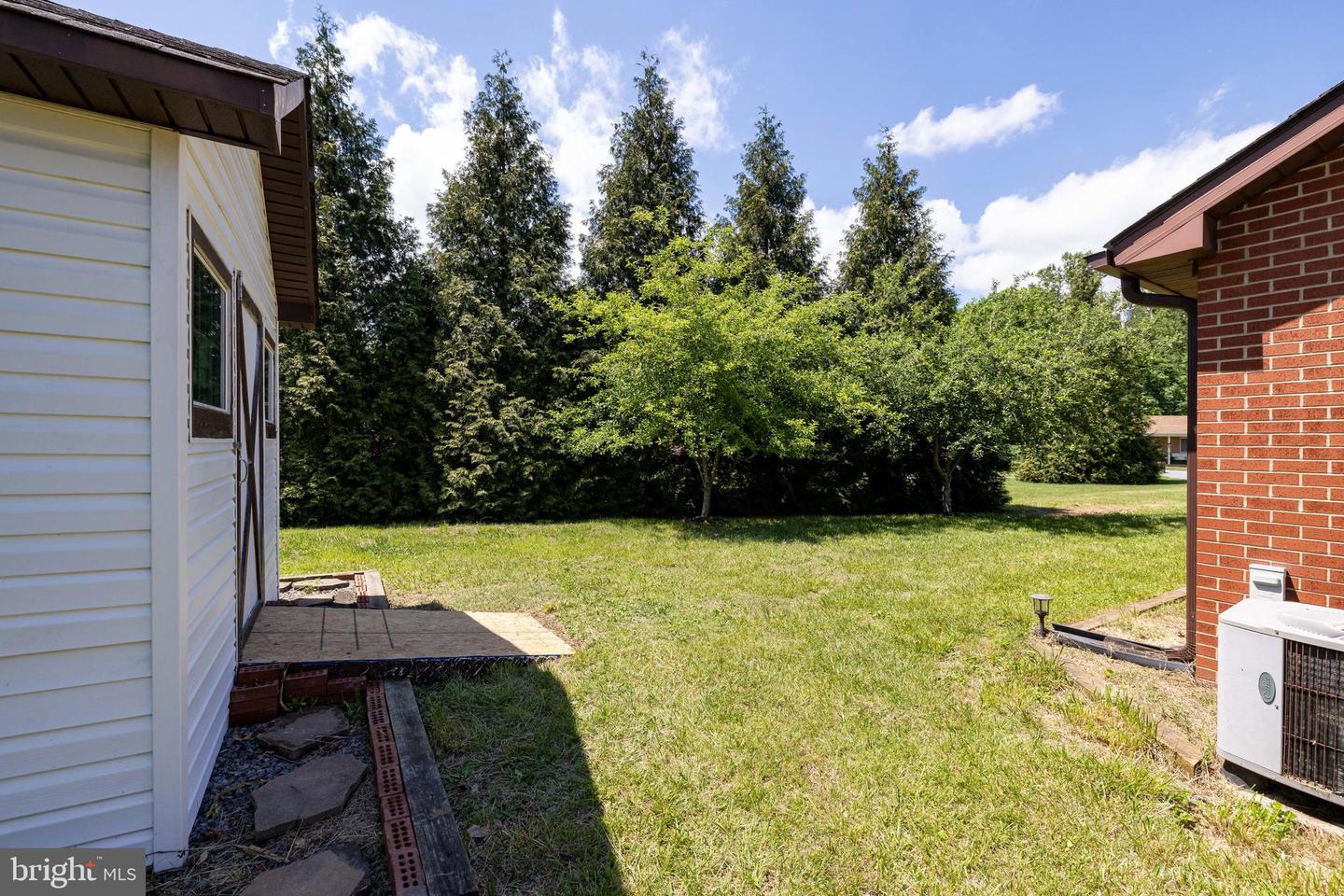 143 WOODLAND CT, LURAY, Virginia 22835, 2 Bedrooms Bedrooms, ,2 BathroomsBathrooms,Residential,For sale,143 WOODLAND CT,VAPA2004894 MLS # VAPA2004894
