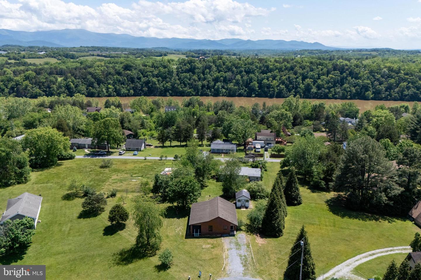 143 WOODLAND CT, LURAY, Virginia 22835, 2 Bedrooms Bedrooms, ,2 BathroomsBathrooms,Residential,For sale,143 WOODLAND CT,VAPA2004894 MLS # VAPA2004894
