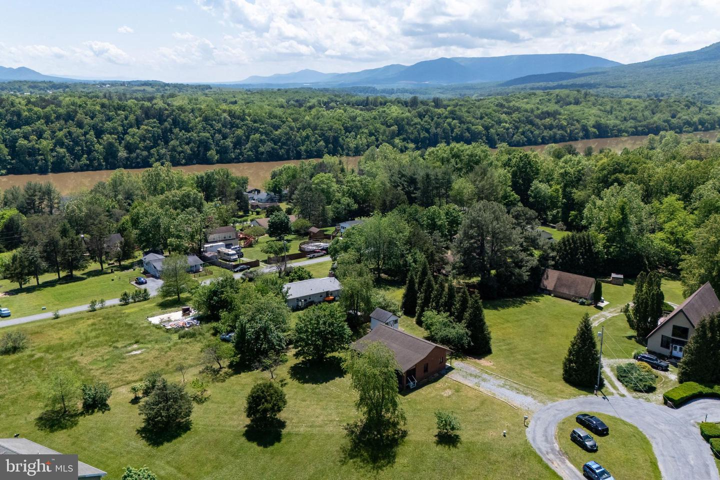 143 WOODLAND CT, LURAY, Virginia 22835, 2 Bedrooms Bedrooms, ,2 BathroomsBathrooms,Residential,For sale,143 WOODLAND CT,VAPA2004894 MLS # VAPA2004894