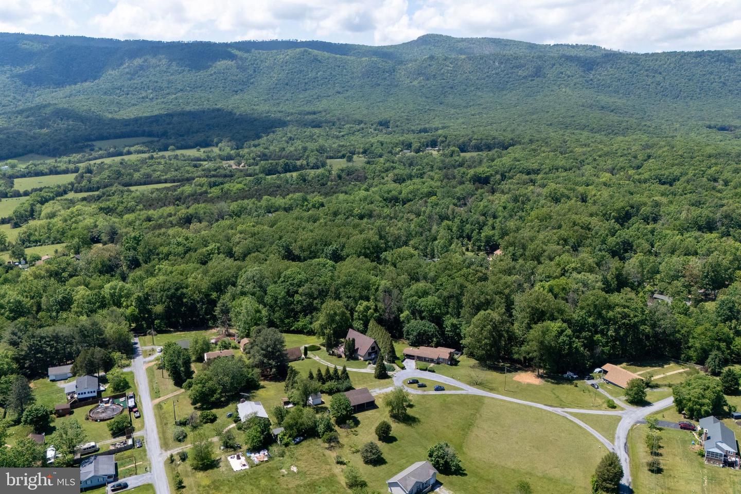 143 WOODLAND CT, LURAY, Virginia 22835, 2 Bedrooms Bedrooms, ,2 BathroomsBathrooms,Residential,For sale,143 WOODLAND CT,VAPA2004894 MLS # VAPA2004894