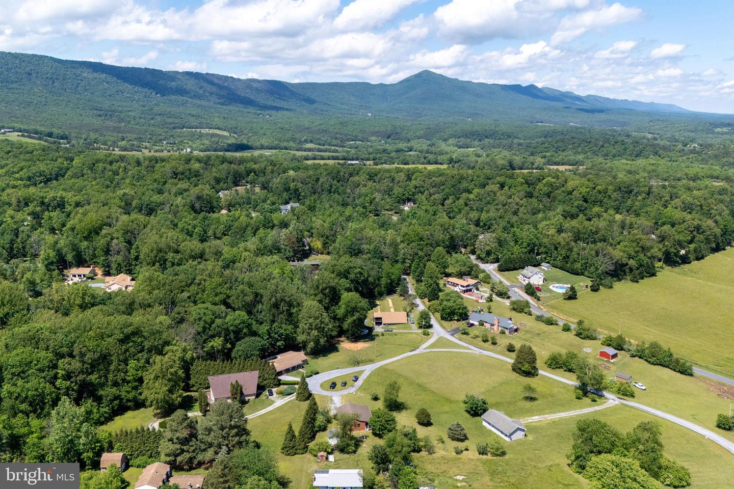 143 WOODLAND CT, LURAY, Virginia 22835, 2 Bedrooms Bedrooms, ,2 BathroomsBathrooms,Residential,For sale,143 WOODLAND CT,VAPA2004894 MLS # VAPA2004894
