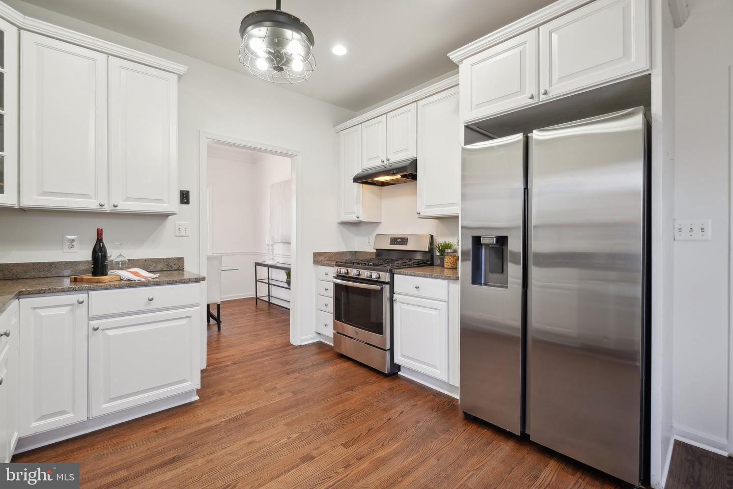 2142 N DINWIDDIE ST, ARLINGTON, Virginia 22207, 4 Bedrooms Bedrooms, ,3 BathroomsBathrooms,Residential,For sale,2142 N DINWIDDIE ST,VAAR2057312 MLS # VAAR2057312