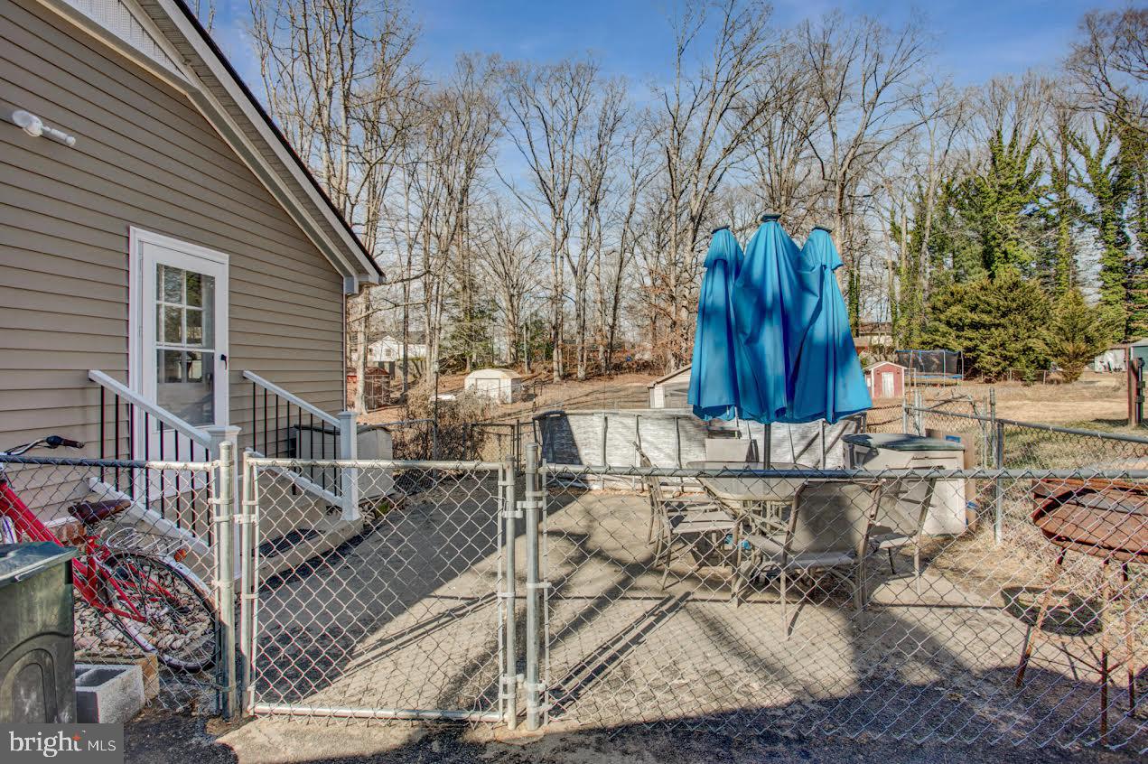 1011 FICKLEN RD, FREDERICKSBURG, Virginia 22405, 6 Bedrooms Bedrooms, ,2 BathroomsBathrooms,Residential,For sale,1011 FICKLEN RD,VAST2038692 MLS # VAST2038692