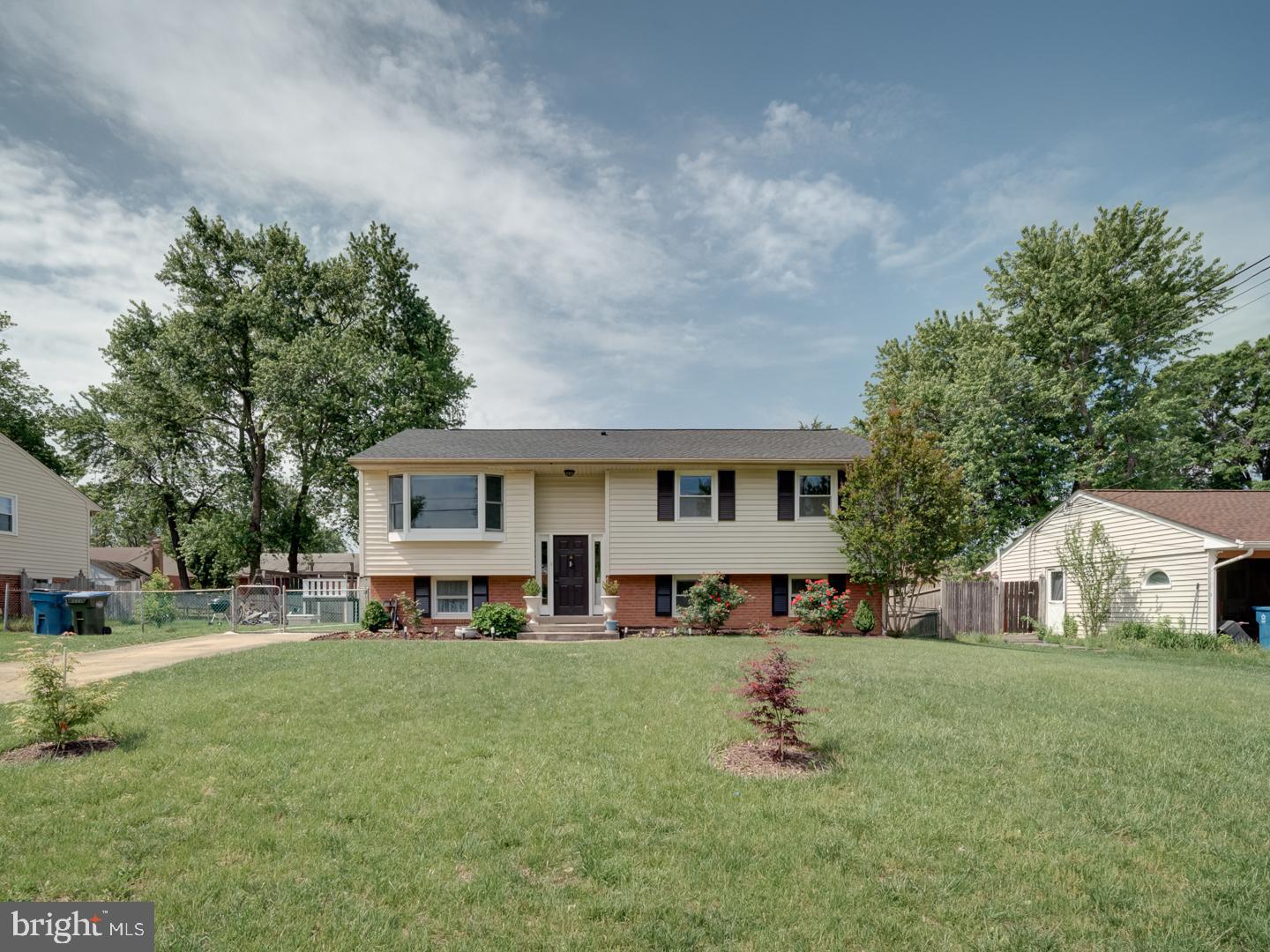 14627 BATAVIA DR, CENTREVILLE, Virginia 20120, 6 Bedrooms Bedrooms, ,2 BathroomsBathrooms,Residential,For sale,14627 BATAVIA DR,VAFX2239976 MLS # VAFX2239976