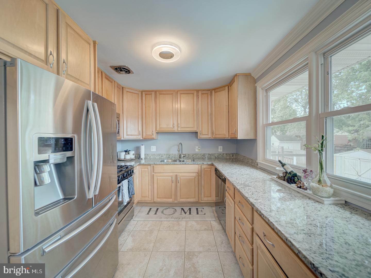 14627 BATAVIA DR, CENTREVILLE, Virginia 20120, 6 Bedrooms Bedrooms, ,2 BathroomsBathrooms,Residential,For sale,14627 BATAVIA DR,VAFX2239976 MLS # VAFX2239976