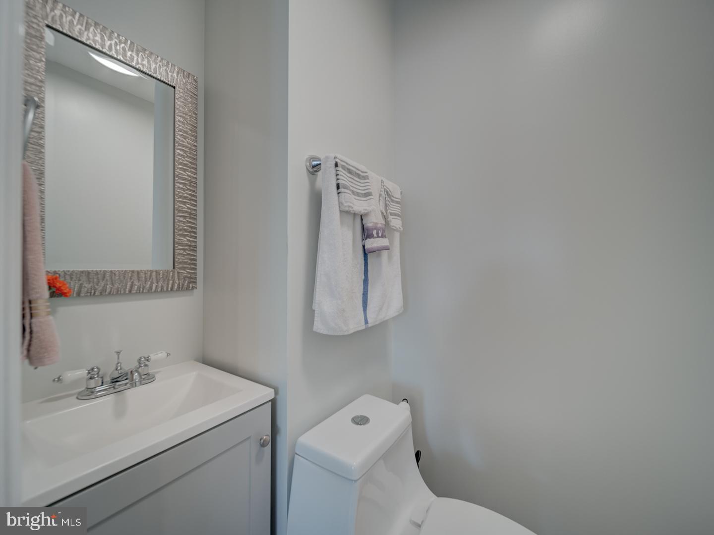 14627 BATAVIA DR, CENTREVILLE, Virginia 20120, 6 Bedrooms Bedrooms, ,2 BathroomsBathrooms,Residential,For sale,14627 BATAVIA DR,VAFX2239976 MLS # VAFX2239976