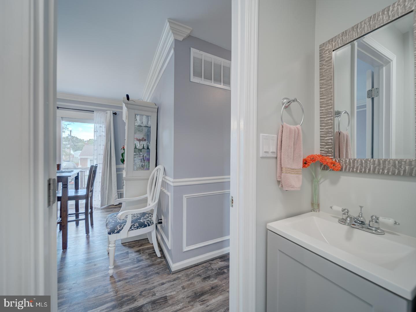 14627 BATAVIA DR, CENTREVILLE, Virginia 20120, 6 Bedrooms Bedrooms, ,2 BathroomsBathrooms,Residential,For sale,14627 BATAVIA DR,VAFX2239976 MLS # VAFX2239976