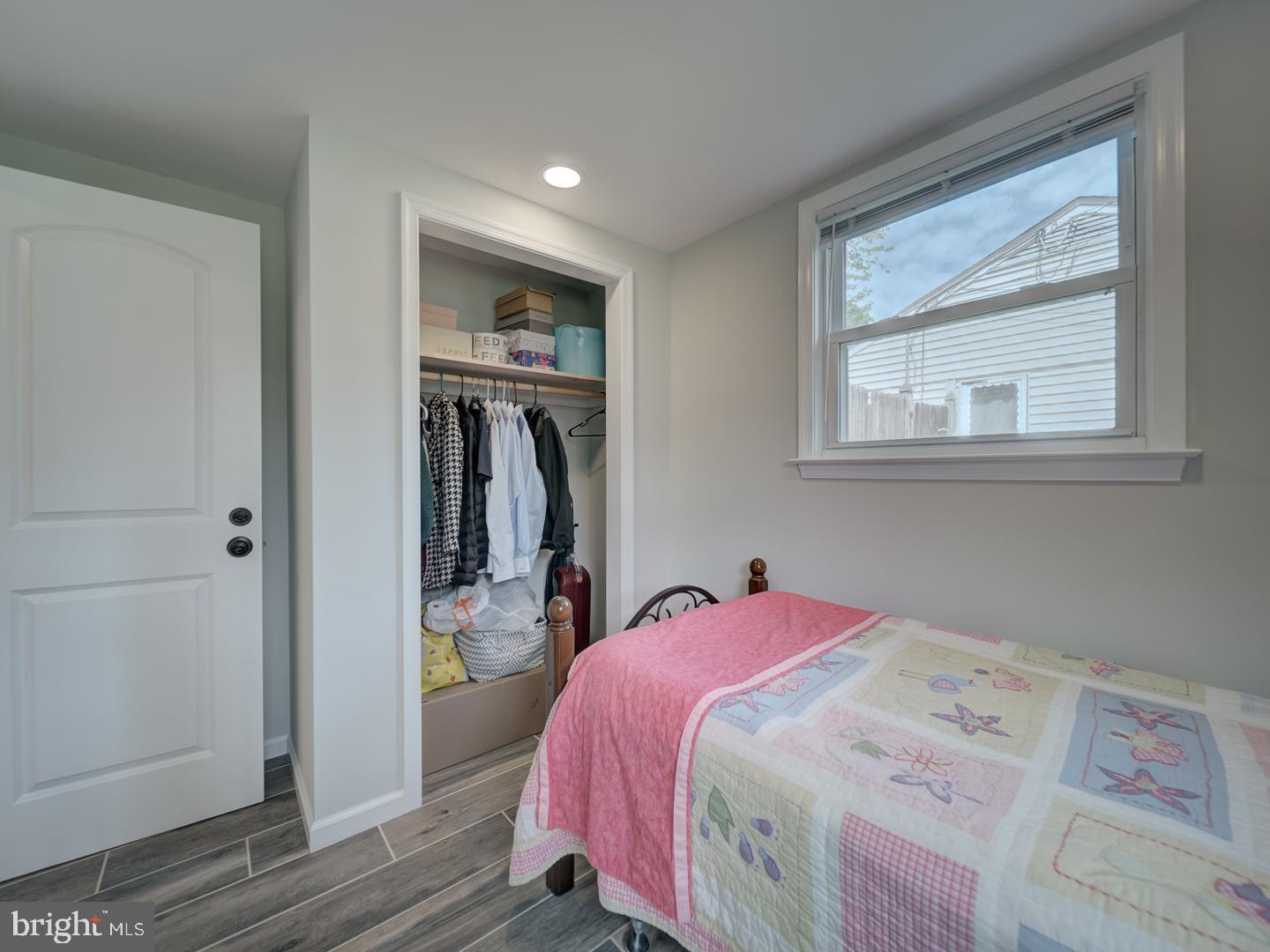 14627 BATAVIA DR, CENTREVILLE, Virginia 20120, 6 Bedrooms Bedrooms, ,2 BathroomsBathrooms,Residential,For sale,14627 BATAVIA DR,VAFX2239976 MLS # VAFX2239976
