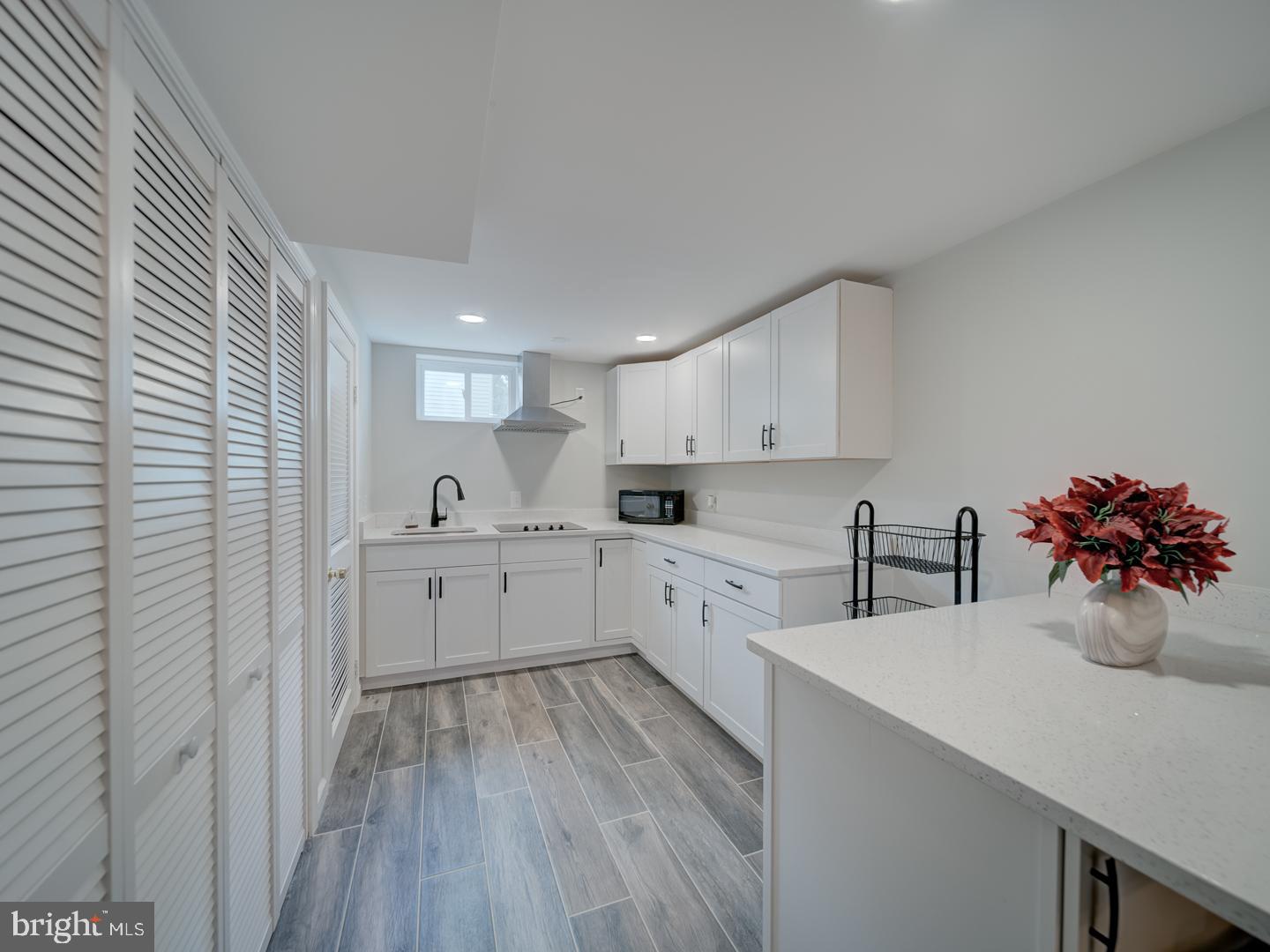 14627 BATAVIA DR, CENTREVILLE, Virginia 20120, 6 Bedrooms Bedrooms, ,2 BathroomsBathrooms,Residential,For sale,14627 BATAVIA DR,VAFX2239976 MLS # VAFX2239976