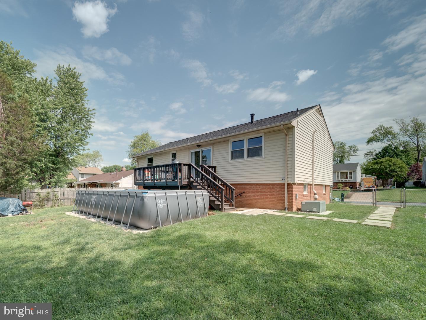 14627 BATAVIA DR, CENTREVILLE, Virginia 20120, 6 Bedrooms Bedrooms, ,2 BathroomsBathrooms,Residential,For sale,14627 BATAVIA DR,VAFX2239976 MLS # VAFX2239976