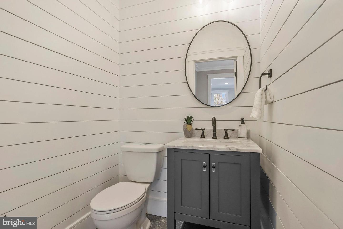 2003 NORDLIE PL, FALLS CHURCH, Virginia 22043, 6 Bedrooms Bedrooms, ,6 BathroomsBathrooms,Residential,For sale,2003 NORDLIE PL,VAFX2240006 MLS # VAFX2240006
