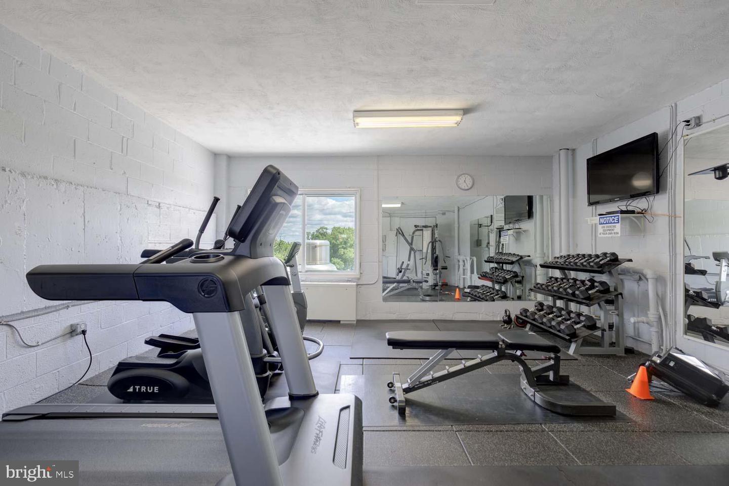 2829 CONNECTICUT AVE NW #312, WASHINGTON, District Of Columbia 20008, 1 Bedroom Bedrooms, ,1 BathroomBathrooms,Residential,For sale,2829 CONNECTICUT AVE NW #312,DCDC2199992 MLS # DCDC2199992