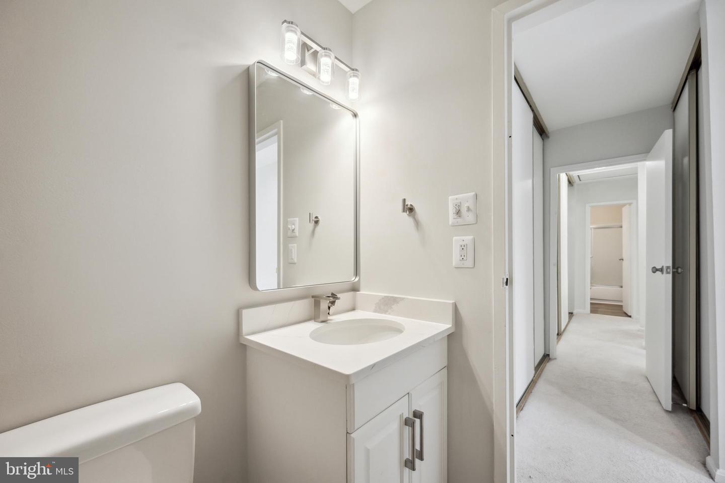 6744 PERRY PENNEY DR #131, ANNANDALE, Virginia 22003, 3 Bedrooms Bedrooms, 10 Rooms Rooms,2 BathroomsBathrooms,Residential,For sale,6744 PERRY PENNEY DR #131,VAFX2239990 MLS # VAFX2239990