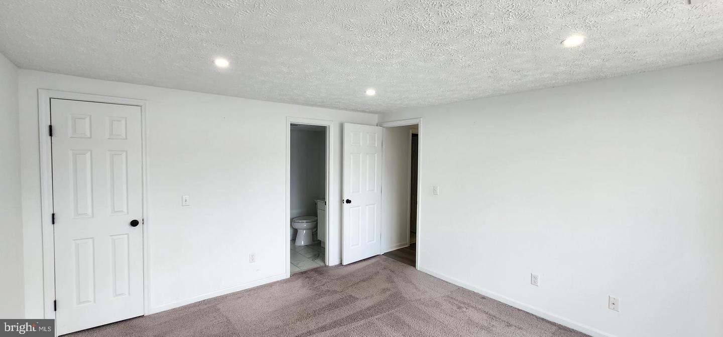 3371 YOST LN #201, DUMFRIES, Virginia 22026, 2 Bedrooms Bedrooms, ,2 BathroomsBathrooms,Residential,For sale,3371 YOST LN #201,VAPW2094400 MLS # VAPW2094400