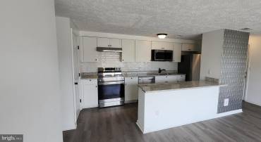 3371 YOST LN #201, DUMFRIES, Virginia 22026, 2 Bedrooms Bedrooms, ,2 BathroomsBathrooms,Residential,For sale,3371 YOST LN #201,VAPW2094400 MLS # VAPW2094400
