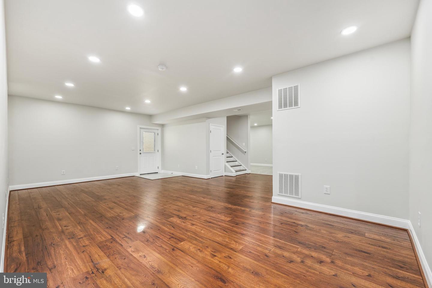 6201 CARTERS GROVE DR, MANASSAS, Virginia 20112, 6 Bedrooms Bedrooms, ,4 BathroomsBathrooms,Residential,For sale,6201 CARTERS GROVE DR,VAPW2094402 MLS # VAPW2094402