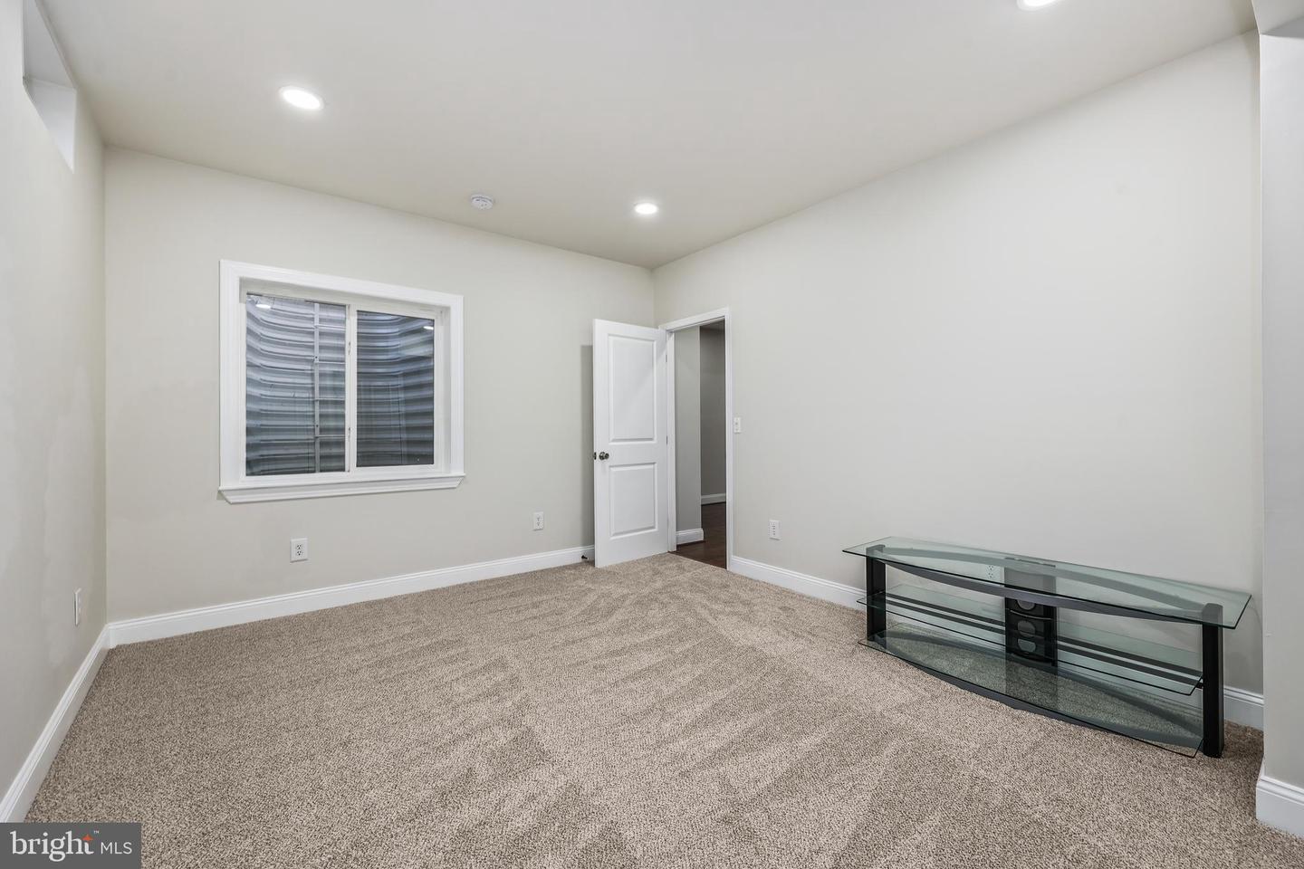 6201 CARTERS GROVE DR, MANASSAS, Virginia 20112, 6 Bedrooms Bedrooms, ,4 BathroomsBathrooms,Residential,For sale,6201 CARTERS GROVE DR,VAPW2094402 MLS # VAPW2094402