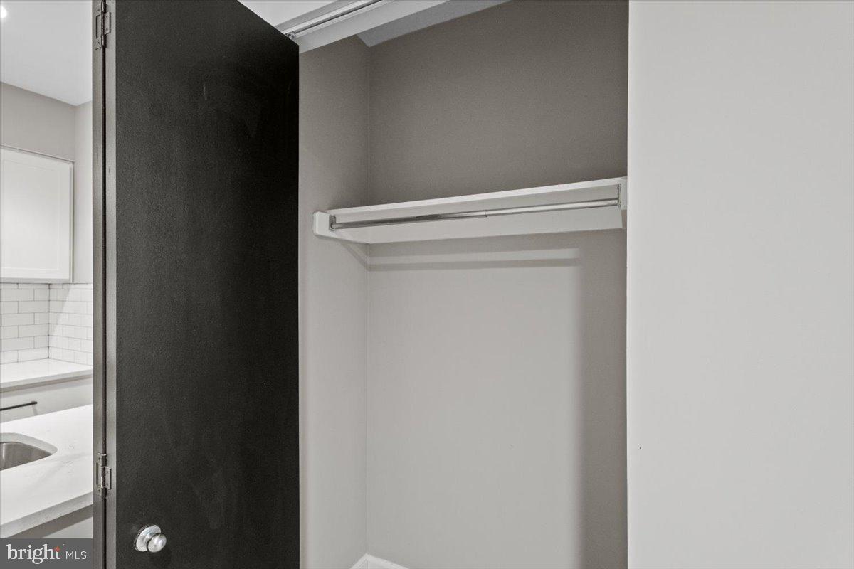 1801 CALVERT ST NW #204, WASHINGTON, District Of Columbia 20009, 1 Bedroom Bedrooms, ,1 BathroomBathrooms,Residential,For sale,1801 CALVERT ST NW #204,DCDC2200026 MLS # DCDC2200026