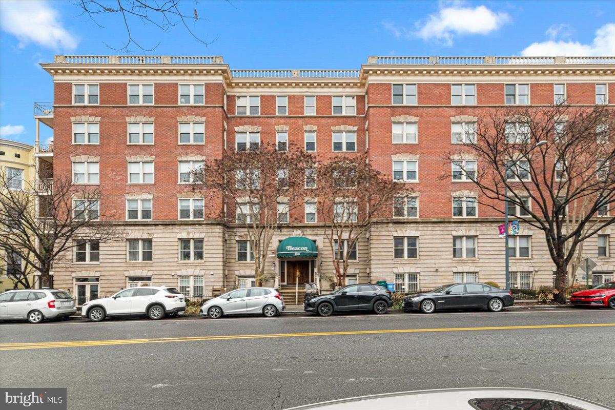 1801 CALVERT ST NW #204, WASHINGTON, District Of Columbia 20009, 1 Bedroom Bedrooms, ,1 BathroomBathrooms,Residential,For sale,1801 CALVERT ST NW #204,DCDC2200026 MLS # DCDC2200026