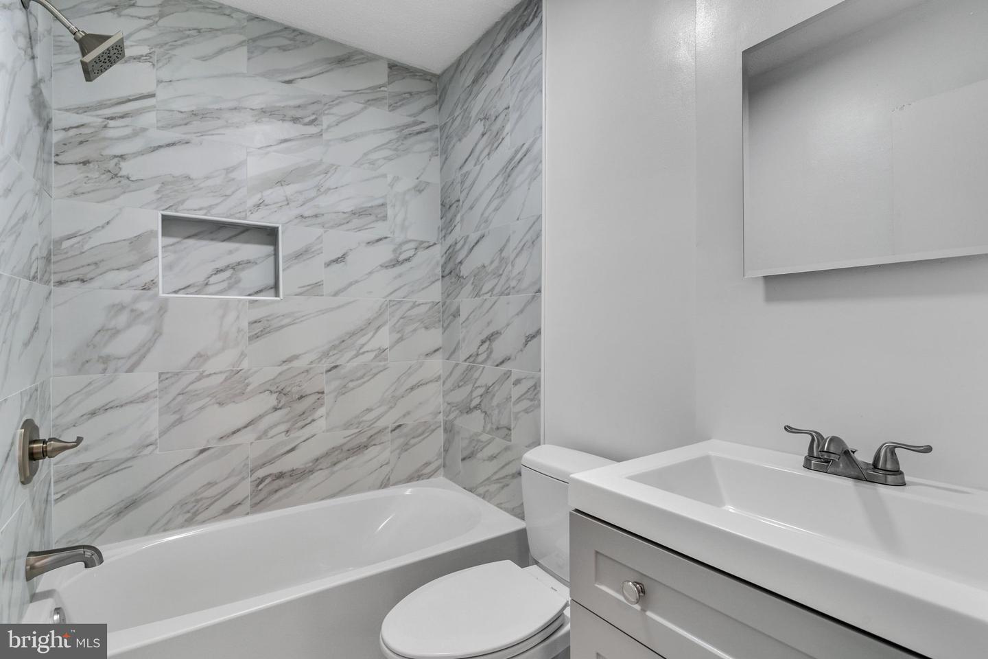 6604 CAVALIER DR, ALEXANDRIA, Virginia 22307, 4 Bedrooms Bedrooms, ,3 BathroomsBathrooms,Residential,For sale,6604 CAVALIER DR,VAFX2240034 MLS # VAFX2240034
