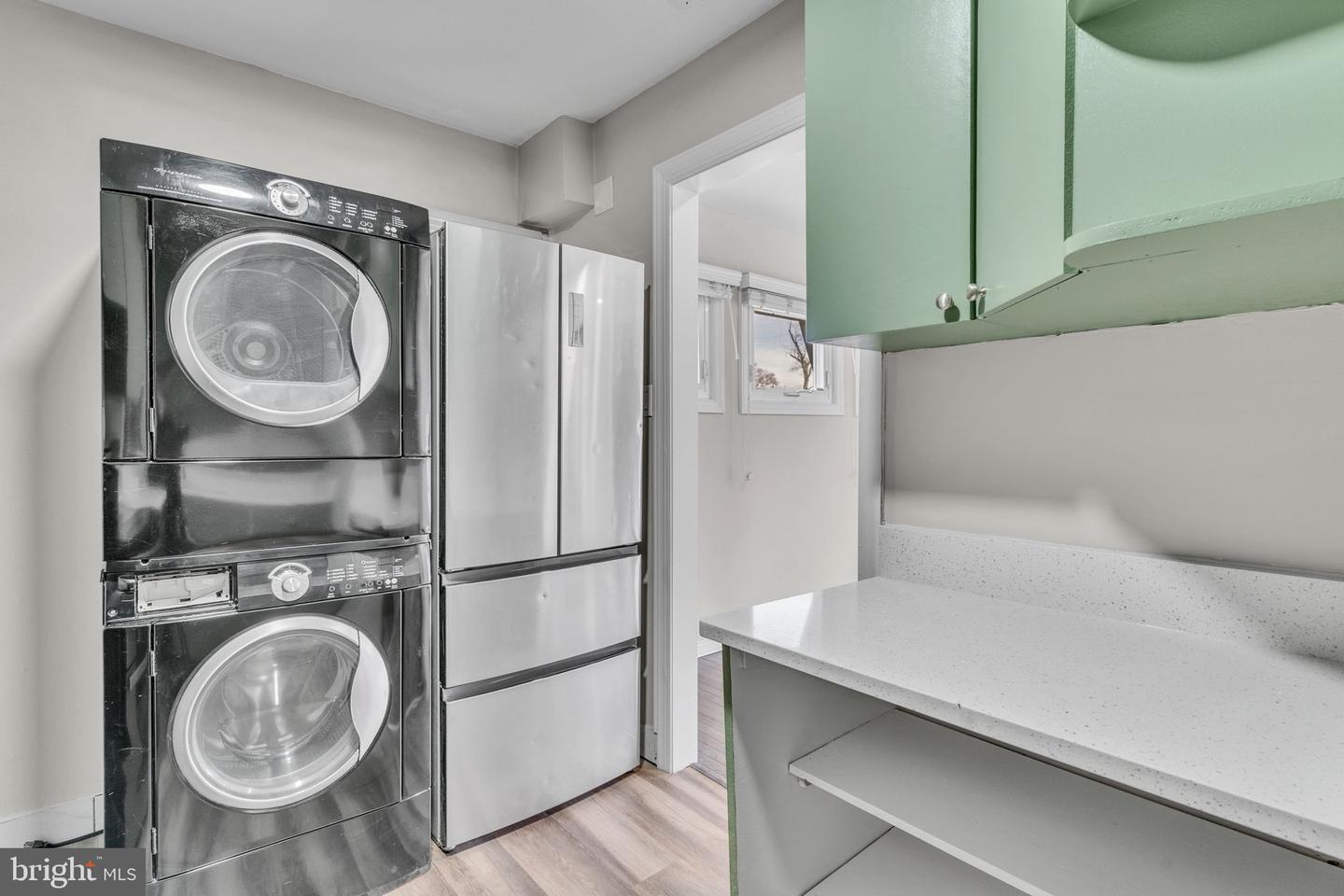 6604 CAVALIER DR, ALEXANDRIA, Virginia 22307, 4 Bedrooms Bedrooms, ,3 BathroomsBathrooms,Residential,For sale,6604 CAVALIER DR,VAFX2240034 MLS # VAFX2240034