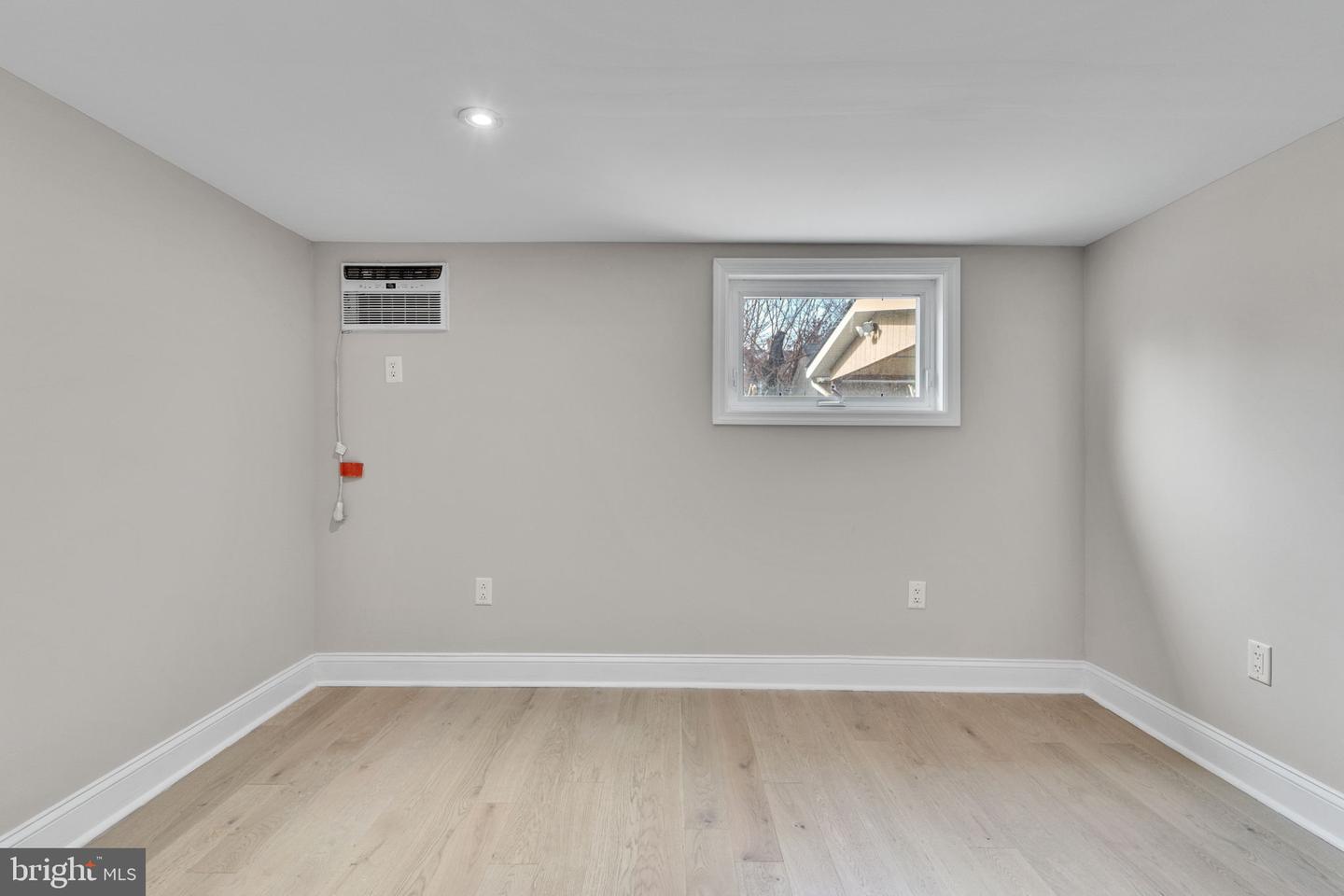6604 CAVALIER DR, ALEXANDRIA, Virginia 22307, 4 Bedrooms Bedrooms, ,3 BathroomsBathrooms,Residential,For sale,6604 CAVALIER DR,VAFX2240034 MLS # VAFX2240034