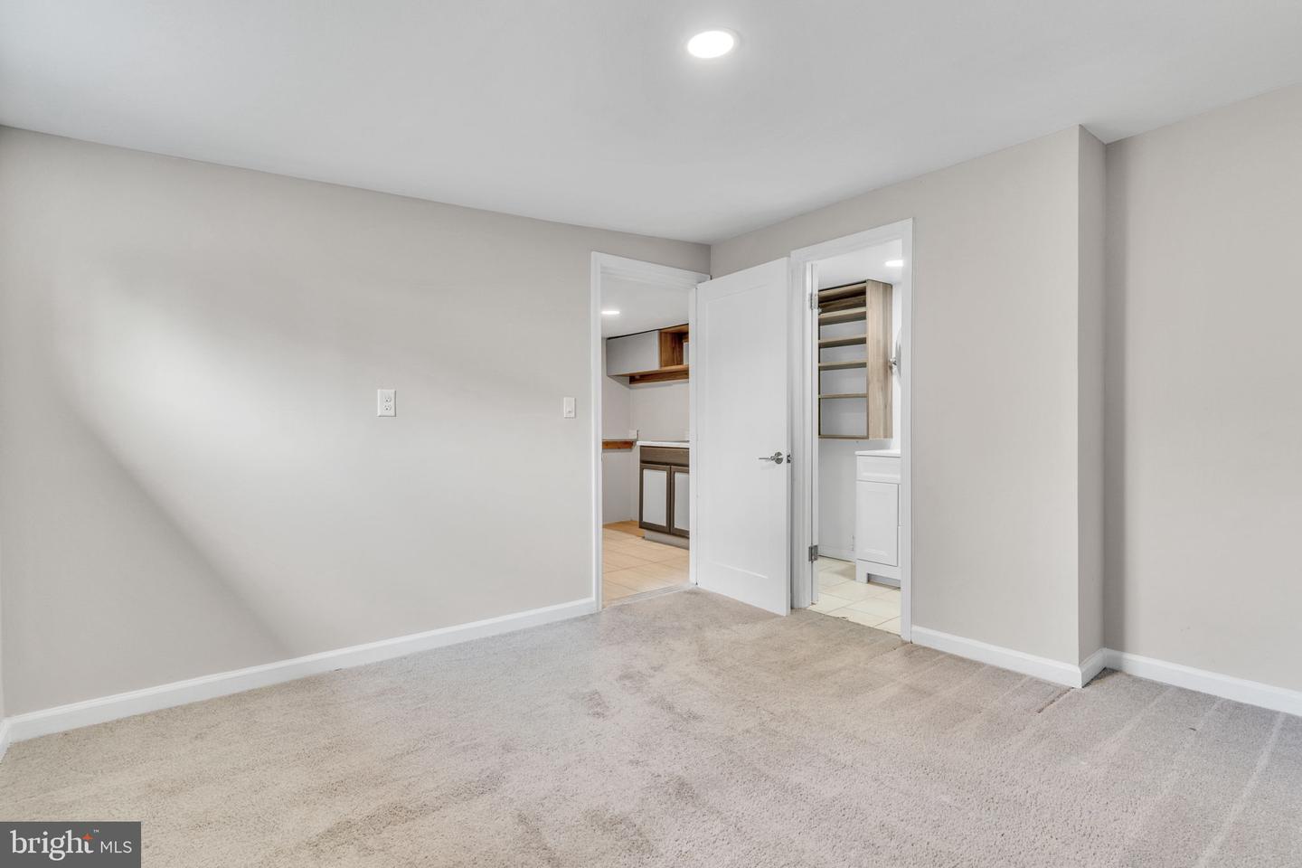 6604 CAVALIER DR, ALEXANDRIA, Virginia 22307, 4 Bedrooms Bedrooms, ,3 BathroomsBathrooms,Residential,For sale,6604 CAVALIER DR,VAFX2240034 MLS # VAFX2240034